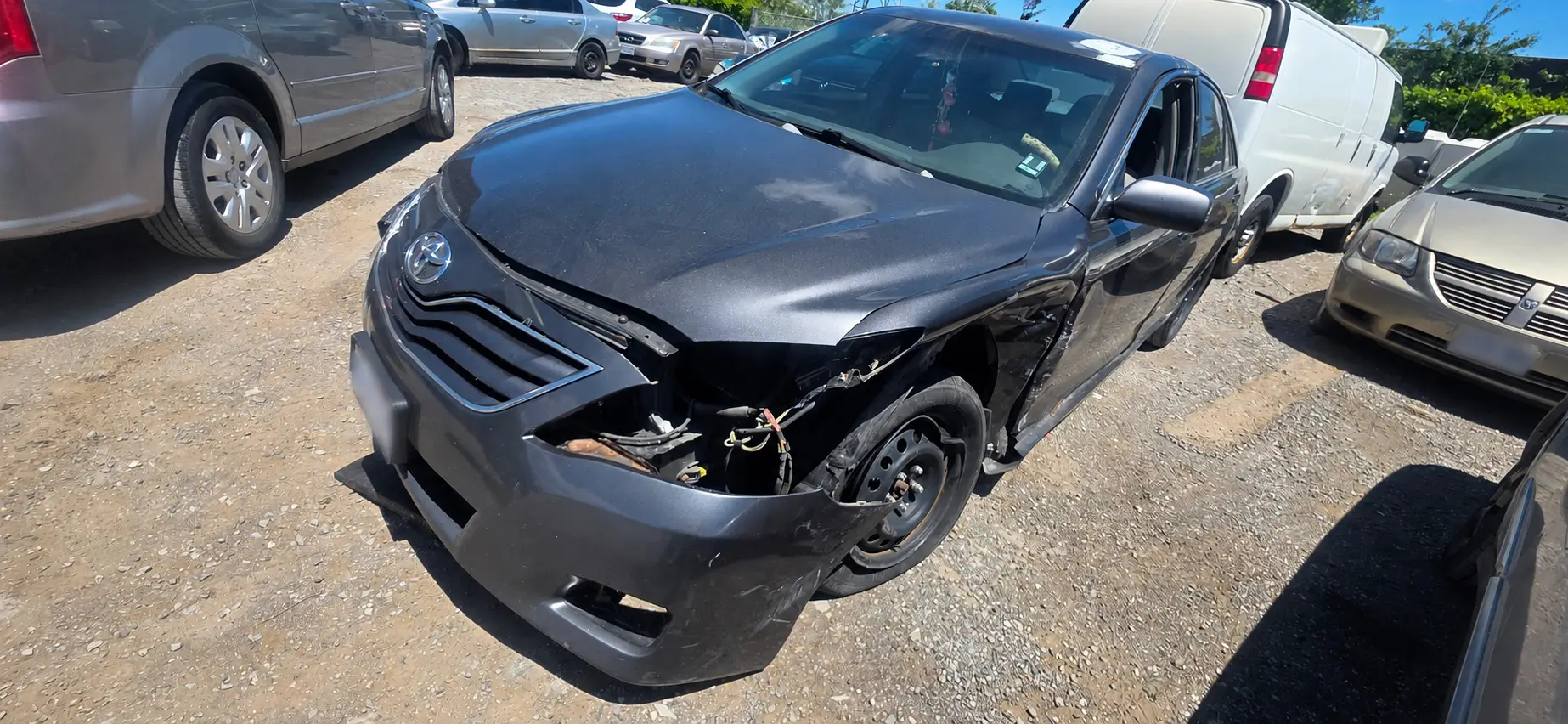 accident-damaged-toyota-scrap-car-toronto